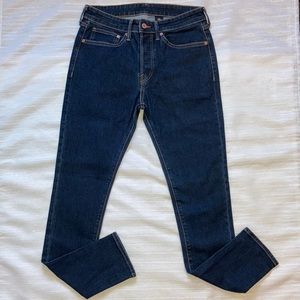 Men’s dark blue skinny jeans
